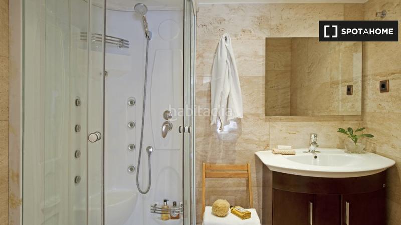 Foto 979fe6b0-4040-41ab-9d7f-16014a910a9e. Alquiler piso hermoso y amplio estudio en alquiler, barri Gòtic, en Barcelona
