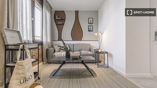 Rent Flat in Raval. Piso de 1 dormitorio en alquiler en el raval, barcelona.