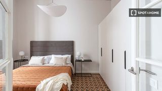 Rent Flat in Gòtic. Apartamento en carrer den serra, barcelona