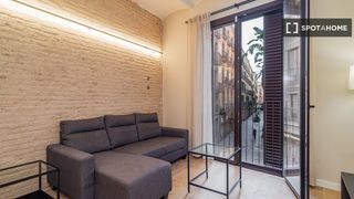 Rent Flat in Gòtic. Apartamento de 2 habitaciones en alquiler en el gòtic, barcelona