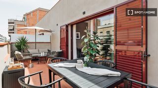 Miete Etagenwohnung in Sant Antoni. Apartamento de 2 dormitorios en alquiler en el raval, barcelona