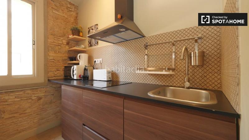 Foto d9275ef8-24df-4c34-bc6c-5aefb78589c1. Miete etagenwohnung mit heizung in Gòtic Barcelona