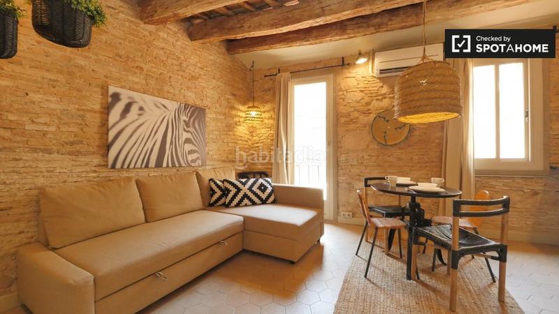 Foto fabdce74-fbf3-420a-b36c-123eb67b72c1. Miete etagenwohnung mit heizung in Gòtic Barcelona