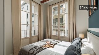 Alquiler Piso en St. Pere - Sta. Caterina - El Born. Piso de 2 habitaciones en alquiler en sant pere, barcelona.