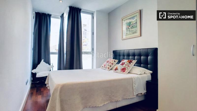 Foto be4931cd-f711-4729-a34d-a0dc46d24809. Affitto appartamento con riscaldamento in El Camp de l´Arpa del Clot Barcelona