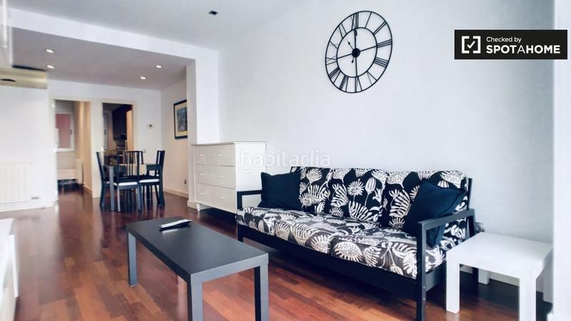 Foto 2df5e81b-8f17-48af-bbb2-a44a5c238425. Lloguer pis amb calefacció a El Camp de l´Arpa del Clot Barcelona