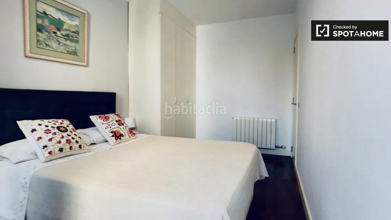 Foto c751e964-fe0c-4daf-b749-cb6674ddd102. Rent flat with heating in El Camp de l´Arpa del Clot Barcelona