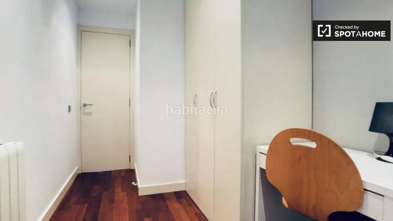 Foto f7b232b7-214f-46bb-88a0-adc9ef54cf63. Rent flat with heating in El Camp de l´Arpa del Clot Barcelona