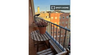 Location Appartement à Turó de la Peira. Piso de 2 habitaciones en el turó de la peira, barcelona.