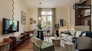 Rent Flat in Dreta de l´Eixample. Piso en alquiler de 3 habitaciones en la dreta de leixample, bar