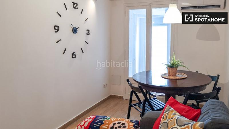 Foto 1ab1f81e-ac56-4db1-9372-62e0a5ec59f6. Alquiler piso moderno apartamento de 3 dormitorios en alquiler en barri Gòtic, . en Barcelona