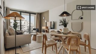 Rent Flat in La Nova Esquerra de l´Eixample. Piso en alquiler de 3 habitaciones en la nova esquerra, barcelon