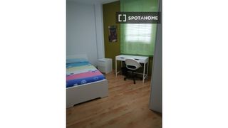 Lloguer Pis a Centre - Estació. Piso en alquiler de 3 habitaciones en sant cugat del vallès