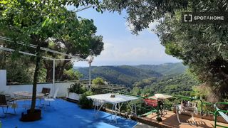 Affitto Appartamento in Sant Cebrià de Vallalta. Apartamento de 2 dormitorios en alquiler en barcelona