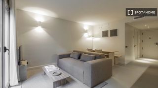 Lloguer Pis a Fort Pienc. Apartamento de 1 dormitorio en alquiler en la sagrada família