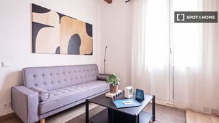 Miete Etagenwohnung in Sant Antoni. Apartamento de 2 dormitorios en alquiler en sant antoni, barcelo