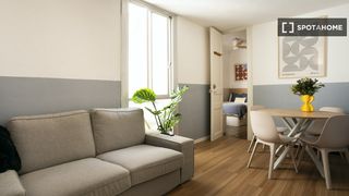 Rent Flat in Gòtic. Piso de 4 habitaciones en alquiler en el gòtic, barcelona