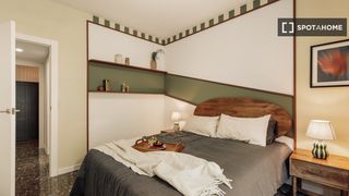 Rent Flat in L´Antiga Esquerra de l´Eixample. Piso en alquiler de 4 habitaciones en lantiga esquerra