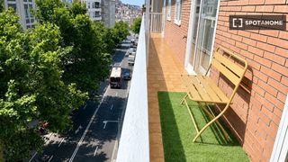 Rent Flat in Navas. Piso de 2 habitaciones en alquiler en navas, barcelona.