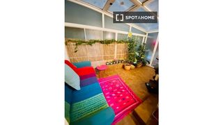 Miete Etagenwohnung in Sant Antoni. Piso de 2 habitaciones en alquiler en sant antoni, barcelona