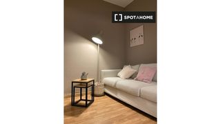 Miete Etagenwohnung in Sagrada Família. Apartamento entero de 2 dormitorios en barcelona.