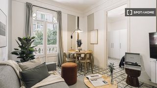 Location Appartement à La Nova Esquerra de l´Eixample. Piso en alquiler de 3 habitaciones en la nova esquerra