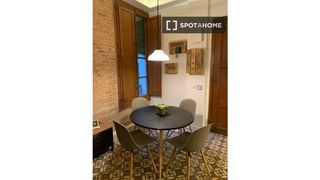 Rent Flat in Raval. Piso de 1 dormitorio en alquiler en el raval, barcelona.