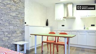 Affitto Appartamento in St. Pere - Sta. Caterina - El Born. Moderno apartamento de 1 dormitorio en alquiler en el born