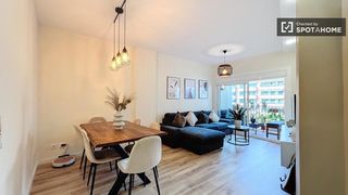 Lloguer Pis a Poblenou. Luminoso piso de 3 habitaciones junto a la playa en poblenou