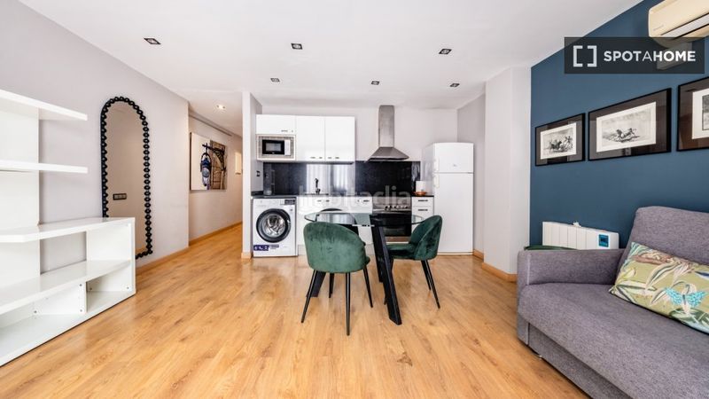 Foto fee9ce50-bd07-4c6d-adf6-cd2af6ef8cfa. Rent flat with heating in Fort Pienc Barcelona