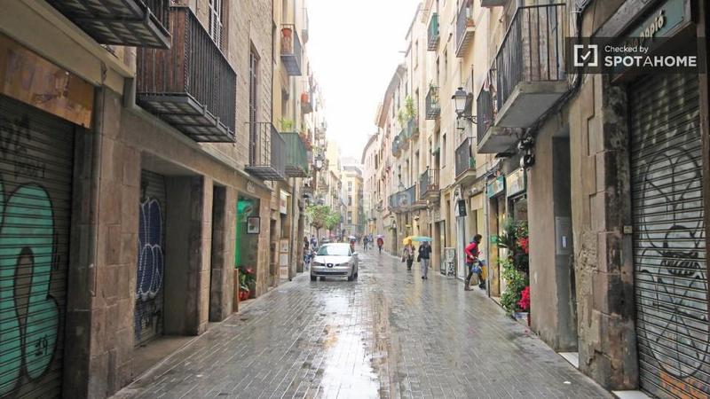 Foto 5e657825-7cf3-45e8-8cda-6ba5d44cad06. Rent flat with heating in St. Pere - Sta. Caterina - El Born Barcelona