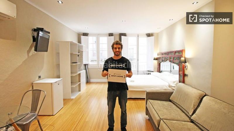 Foto e1f4464b-e23c-4850-bef2-c81a6852cfb8. Rent flat with heating in St. Pere - Sta. Caterina - El Born Barcelona