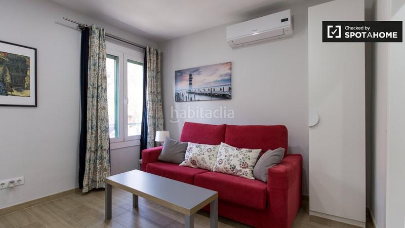 Foto c929d354-c17e-4b37-867a-6000000334be. Rent flat with heating in Font de la Guatlla Barcelona