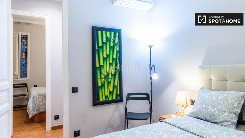 Foto d2e08315-c96f-42a2-b45b-afa6b39a9a64. Alquiler piso cómodo apartamento de 2 dormitorios en alquiler en eixample dreta en Barcelona