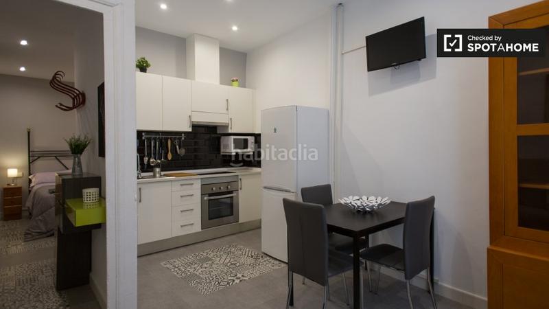 Foto 7b21de2b-f4a9-4873-8883-bebf5b996515. Rent flat with heating in Gòtic Barcelona