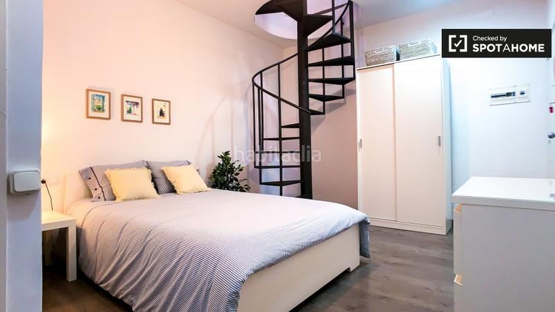 Foto 2e90d55b-eafb-4763-8d65-7700c794b1da. Alquiler piso apartamento de 1 habitación en alquiler en lantiga esquerra en Barcelona