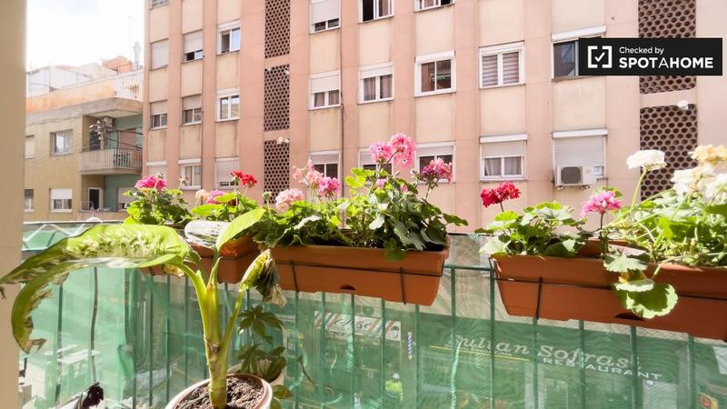 Foto 08bccae5-3a7e-480f-8543-dd932b2e37cf. Affitto appartamento con riscaldamento in Vilapicina - Torre Llobeta Barcelona