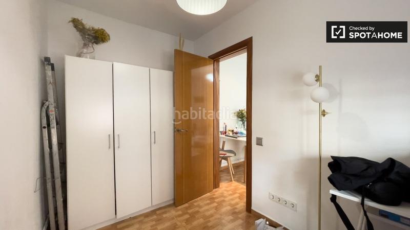 Foto 26b38cc1-6038-44d7-86e5-bc7f6daa7058. Alquiler piso  en alquiler de 2 habitaciones en el turó de la peira en Barcelona