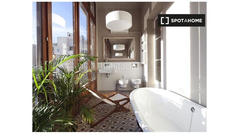 Foto 4dc0fef9-e918-4e77-a52e-73cb4b3de430. Alquiler piso apartamento de 4 dormitorios en alquiler en Barcelona