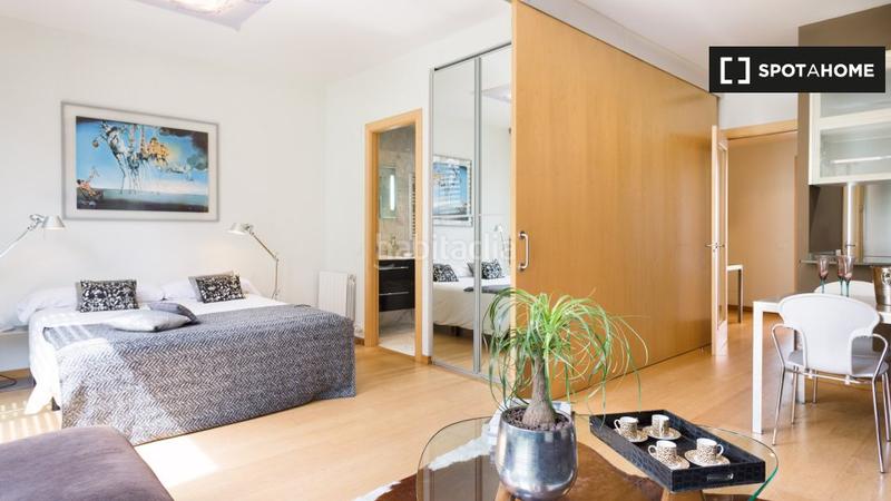 Foto d9f5b8c8-c83f-4134-9d1a-9b9108e2314d. Alquiler piso apartamento de 3 dormitorios en alquiler en la dreta de leixample en Barcelona