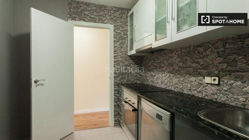 Foto 4f230d11-82d9-4897-9ad3-53a8d359ca8b. Rent flat with heating in La Teixonera Barcelona