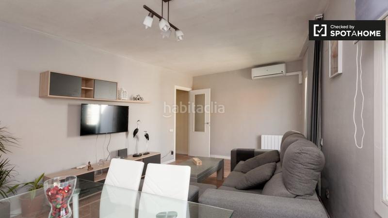 Foto 7c4b13d8-ddc8-4aa0-a505-a595b113247c. Rent flat with heating in La Teixonera Barcelona