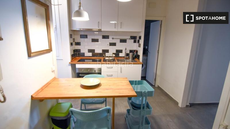Foto a05f624c-ea1c-44dd-b4e3-75708148160a. Alquiler piso  de 2 habitaciones en alquiler en el Raval, . en Barcelona