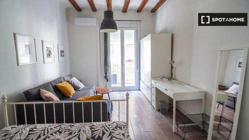 Foto ed5e48ea-b528-43e0-8870-106ce307d3aa. Miete etagenwohnung mit heizung in Raval Barcelona