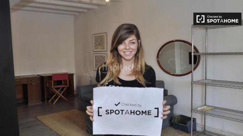 Foto 75b73f93-fa71-4fde-9438-4c643465b787. Rent flat with heating in Raval Barcelona