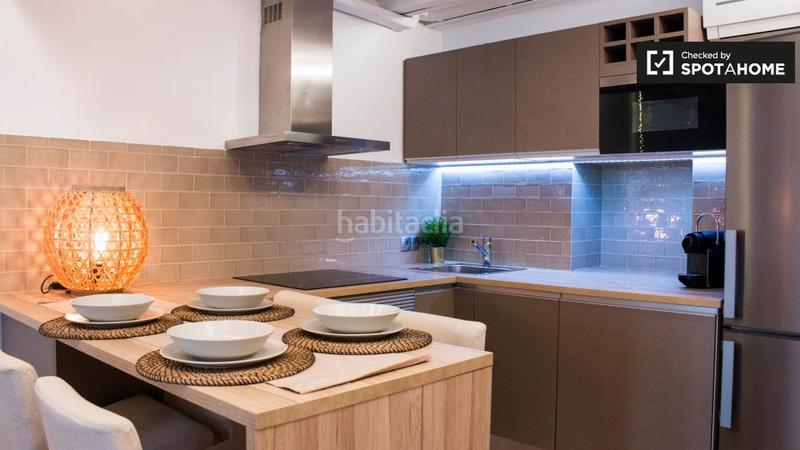 Foto d692ee66-98cc-4373-bff4-3b0f55d87c12. Rent flat with heating in Raval Barcelona