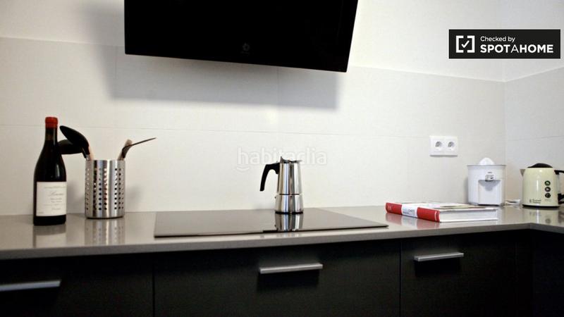 Foto f64242e5-deeb-4013-b900-6dcd139b01bb. Alquiler piso moderno apartamento de 2 dormitorios en alquiler en poblenou, en Barcelona