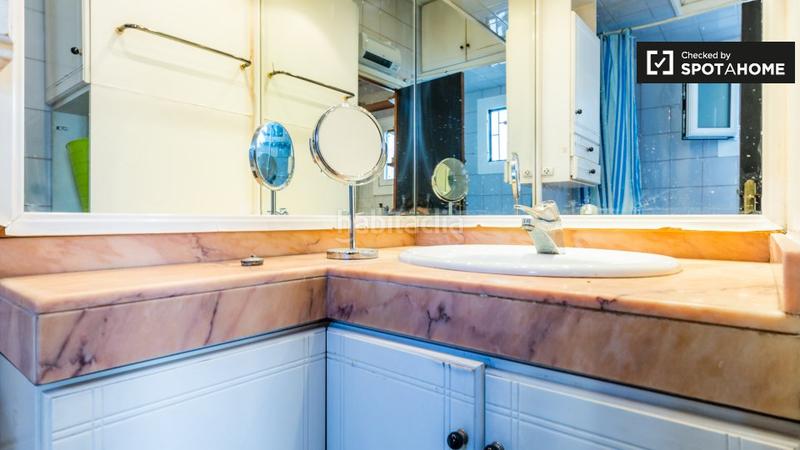 Foto 5f238de7-e27d-414e-a097-4fbcf8f19884. Alquiler piso estudio con terraza en alquiler en sants, en Barcelona