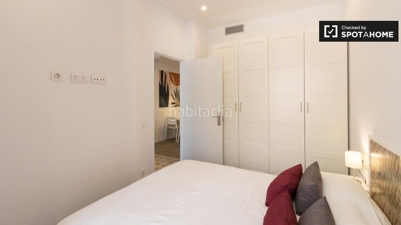 Foto acb0fbaa-7963-48a1-8cb0-98b2c041cedf. Alquiler piso  de 2 dormitorios en alquiler en plaça espanya, en Barcelona