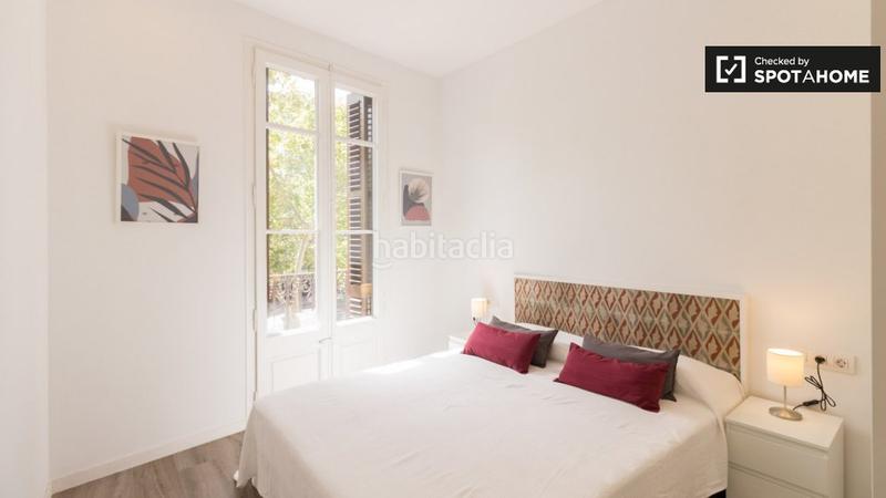 Foto 044110de-c6a7-4050-8163-11f053d8d7c3. Lloguer pis amb calefacció a La Nova Esquerra de l´Eixample Barcelona